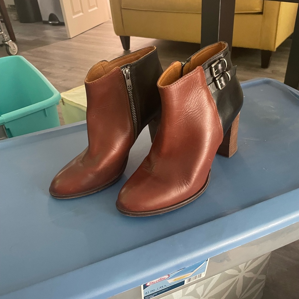 Madewell Two Toned Ankle Boots